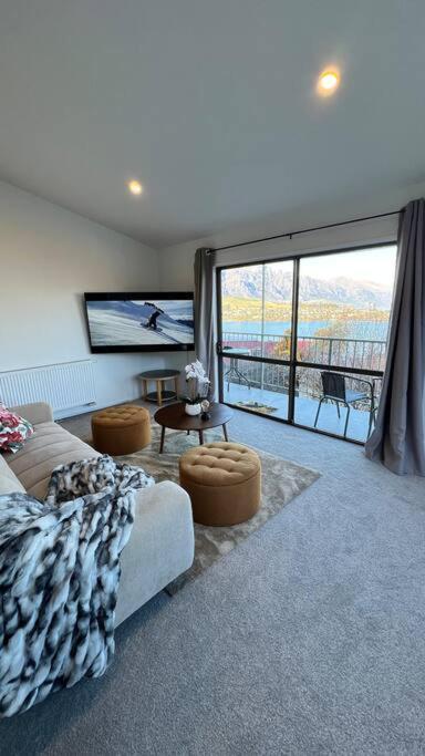 Lakeview Home Retreat At Queenstown Hill 외부 사진